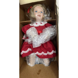 Vintage Ashton Drake Valentines Day Gifts For Mommy‎ Collection Porcelain Doll